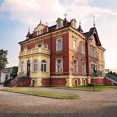 Palac Fabrykanta Bed & Breakfast