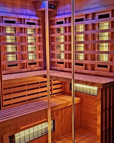 Palac Fabrykanta Bed & Breakfast Myszków