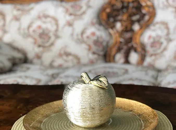 Palac Fabrykanta Bed & Breakfast