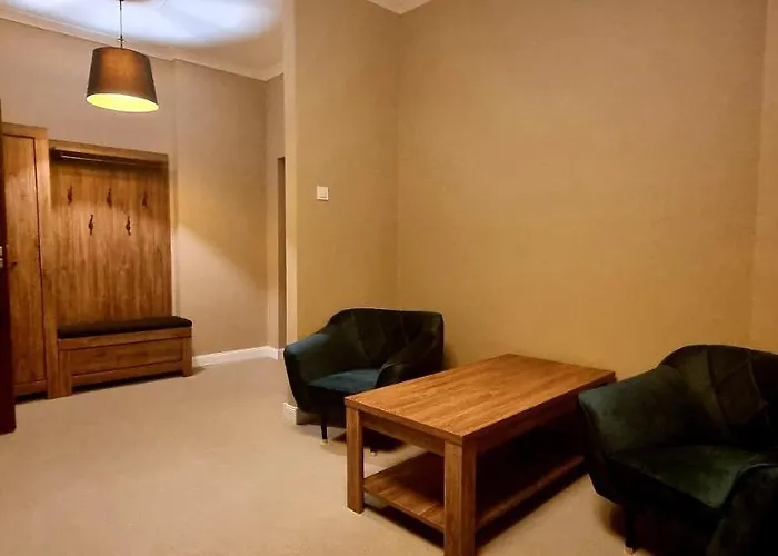 Bed & Breakfast Palac Fabrykanta 4*